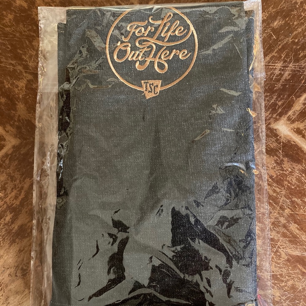 Cooking apron